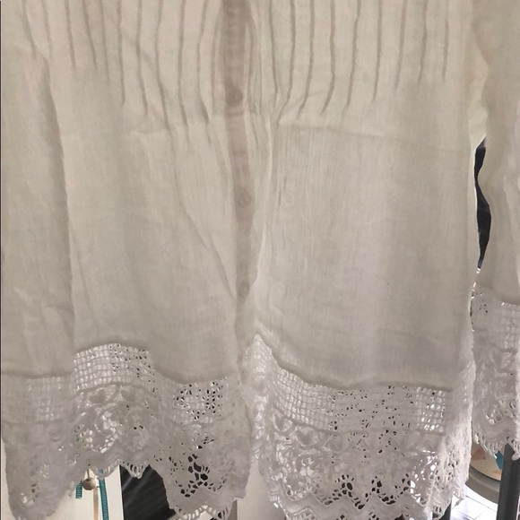 American eagle top - Picture 2 of 3